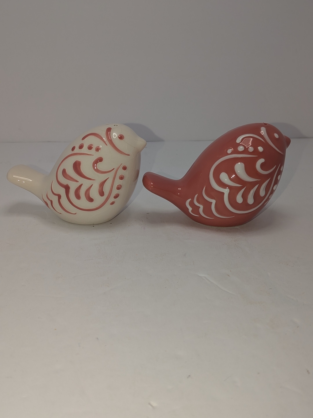 Cracker Barrel Blush Pink Whimsical Salt and Pepper Shakers Ceramic Doves 3"H